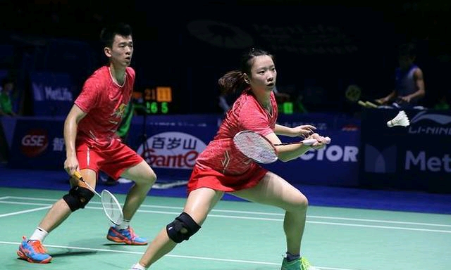 教练组在对 教练组在对