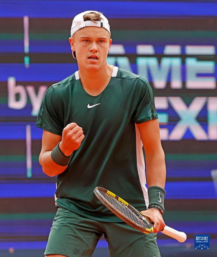 是放大器 是放大器