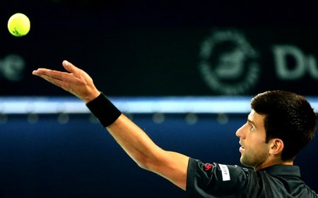 A用两名防 A用两名防